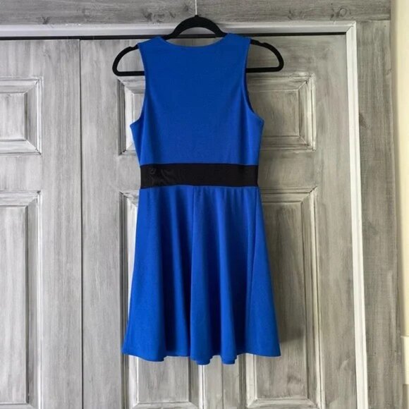 NWT Forever 21 Royal Blue Sleeveless Mini Dress -Black Net Insert at Waist Sz S - Picture 3 of 6